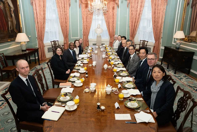 25/02/2025. London, United Kingdom. Foreign Secretary David Lammy meets with Japanese business leaders. Picture by Elliot Vick / FCDO. Business licence support: attribution methods covering before and after, cohort and process tracing